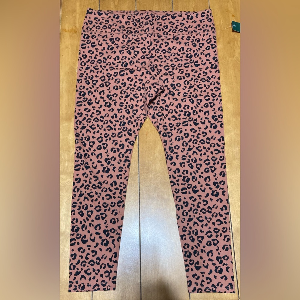 NWT Juniors Size XXL Wild Fable Leopard Print Leggings